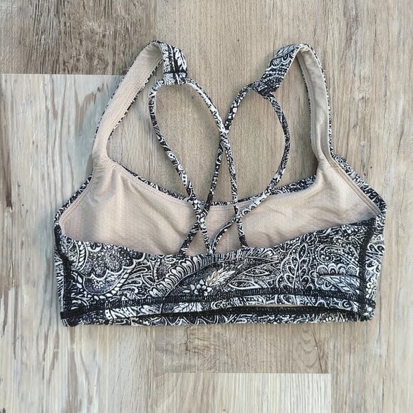 Lululemon Free To Be Bra Antique Paisley - Picture 3 of 5